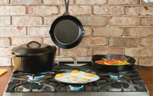 Read more about the article Lodge 5 Piece Cast Iron Cookware Set, Black